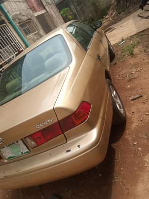 A picture of Toyota Camry DROPLIGHT 4plugs Perfectly Working Buy and travel with