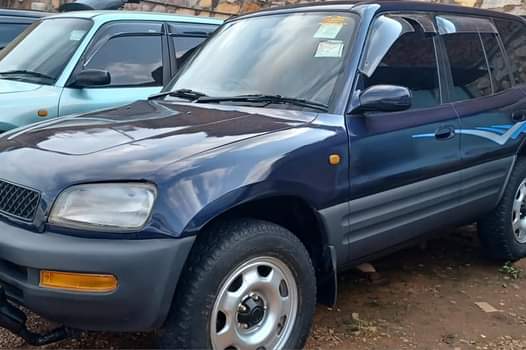 A picture of TOYOTA RAV4 UAP IN PERFECT CONDITION PRICE 14M SLIGHTLY NEGOTIABLE