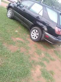 A picture of 2003 Toyota Lexus RX 300 03