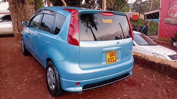 A picture of Nissan note