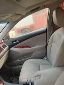 A picture of Lexus ES350 owner really need money location Yaba Lagos engine
