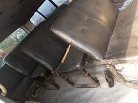 A picture of Toyota Hiace bus for sale clean body and interior Sound