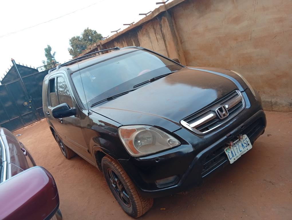A picture of HONDA CRV 2004