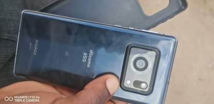 A picture of Aquos r6