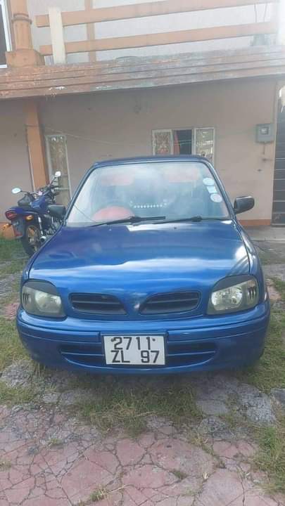used nissan march