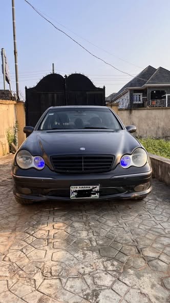 A picture of Super Clean Mercedes benz c230 Excellent Condition