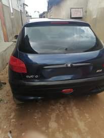 A picture of Peugeot 206