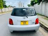 A picture of TOYOTA IST