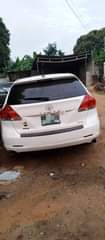 A picture of Neatly Used 2010 Toyota VENZA Fullest option with double sunroof
