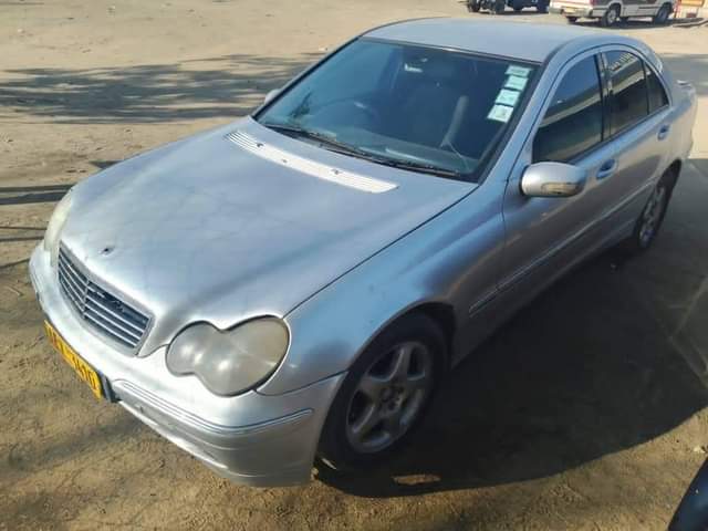 classifieds/cars mercedes