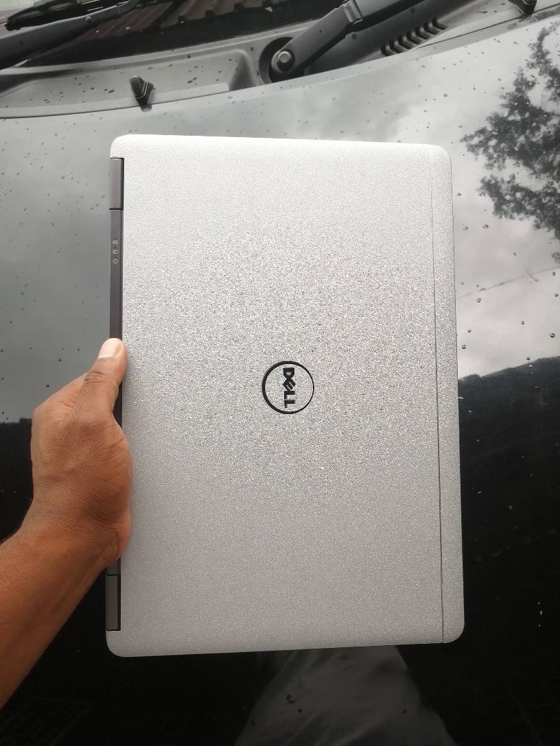dell laptop