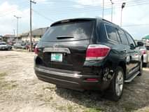 A picture of SUPER CLEAN 2009 MODEL TOYOTA HIGHLANDER