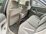 A picture of 2010 Toyota Camry engine and gear and ac working perfectly