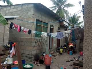 A picture of nyumba naiuza Bei milions 250 ipo kigamboni uzunguni yani inatizamana
