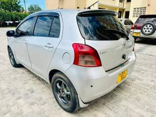 A picture of TOYOTA VITZ