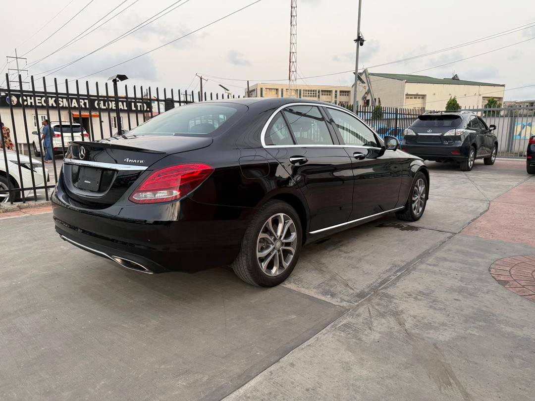 A picture of 2015 Benz c300