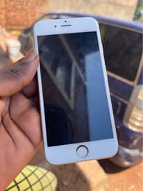 A picture of iPhone 6s