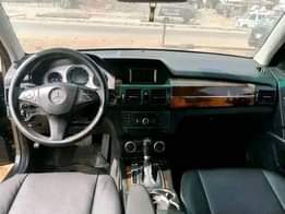 A picture of For sale GLK 350 4matic 2010 model Full option First