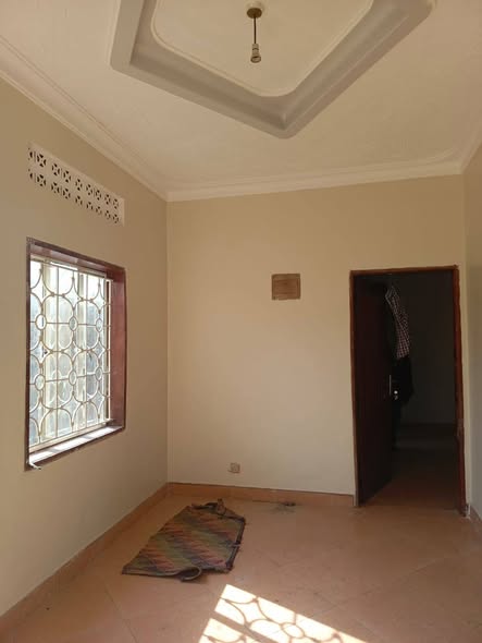 A picture of House for sale in Namasuba Kikajo on Entebbe Rd