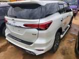 A picture of Toyota fortuner