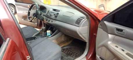 A picture of 2005 Toyota Camry