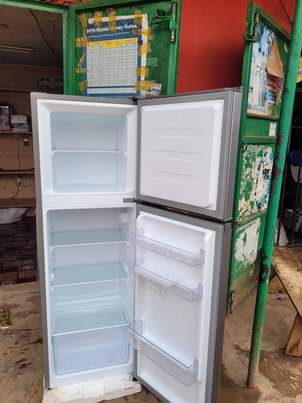 A picture of 255L capacity Hisense double door fridge on sale