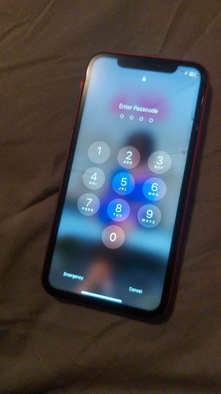 iPhone M.