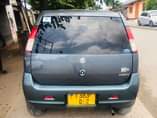A picture of Suzuki kei