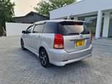 A picture of Price Bei 12 8ML Call 0658056651 Toyota Wish DVK Year