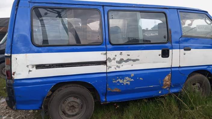 A picture of Sharp L 300 bus Good engine and gear Price 1