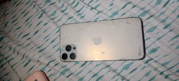 A picture of Iphone 13 copy lakin ipo vizur sana kila pande