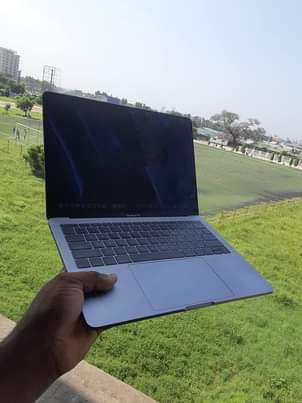 A picture of Inauzwa MacBook Pro 2017