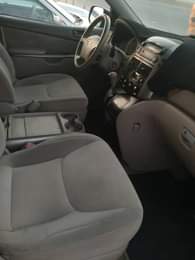 A picture of Toyota Sienna 2006 model Port Harcourt All is perfect 3