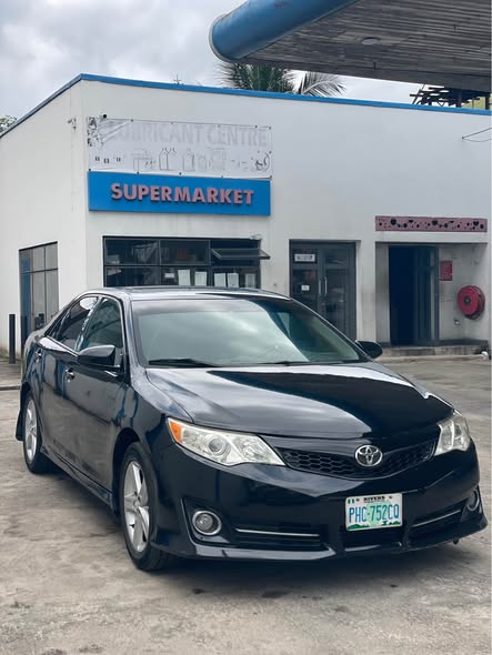 A picture of 2014 Camry