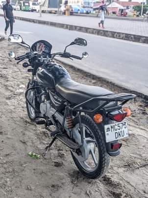 A picture of Boxer BM 125