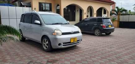 A picture of CAR