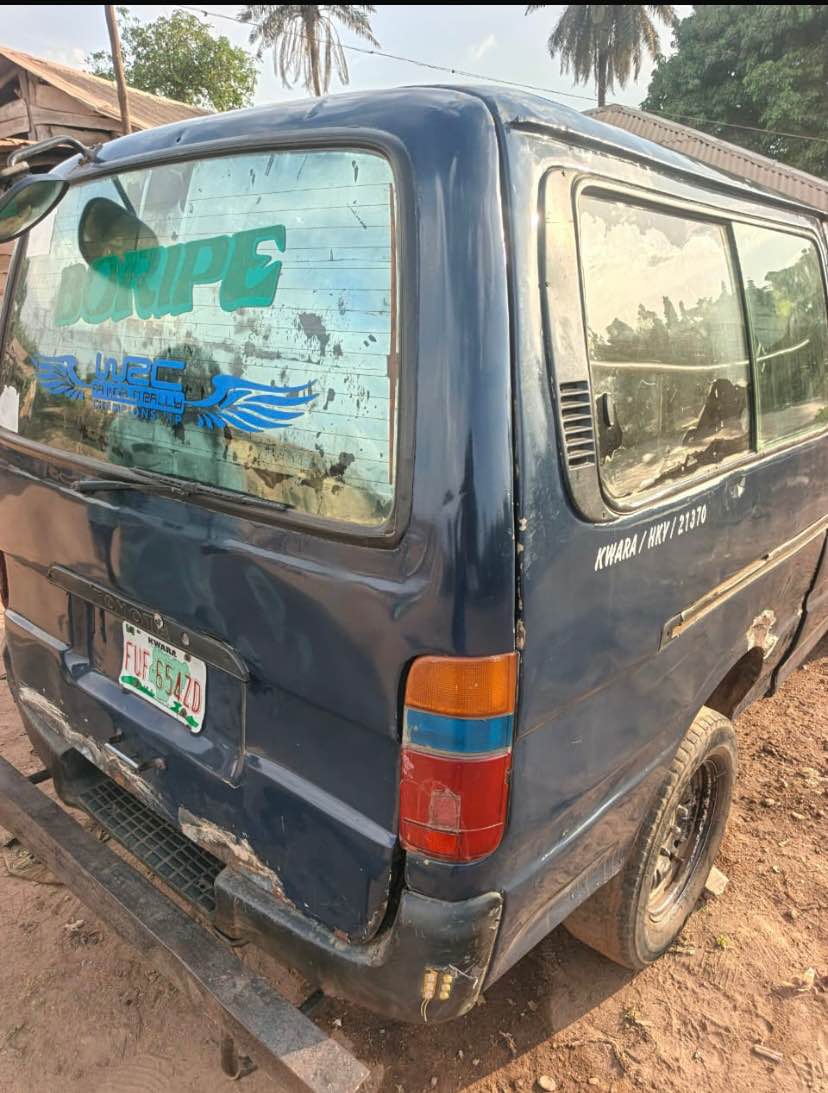 A picture of Available for sale first body pan of Toyota hiace 2