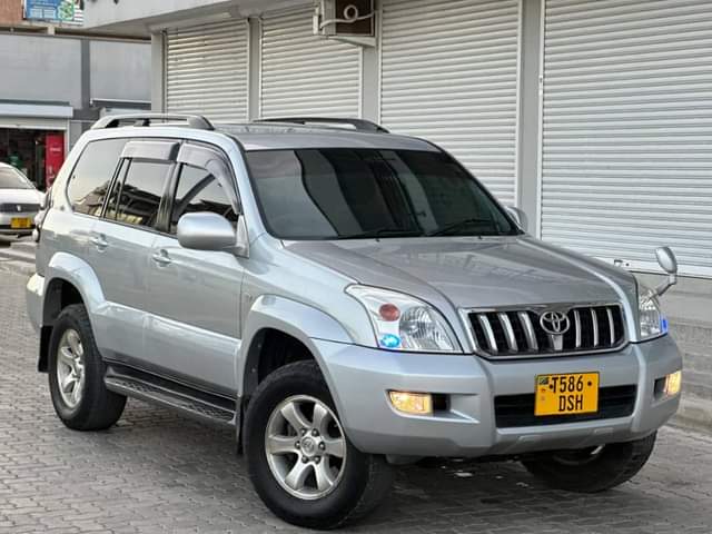A picture of Toyota LANDCRUISER