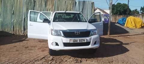 used toyota hilux
