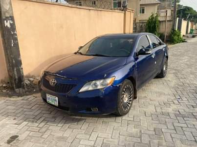 A picture of Toyota Camry xle v6 2008