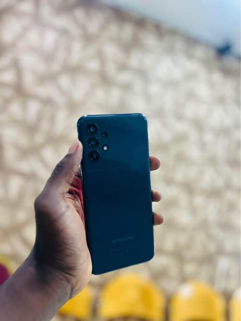 A picture of Samsung A13 128gb