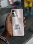 A picture of Infinix hot12i