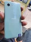 A picture of SHARP AQUOS R2 COMPACT