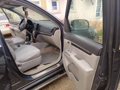 A picture of Hyundai Santafe