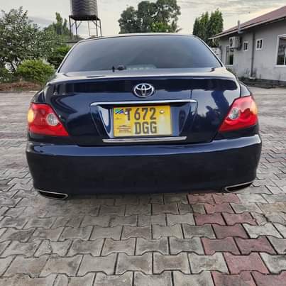 A picture of Toyota MarkX DGG Year 2005 C c2490 Mileage 91000 Rimsport