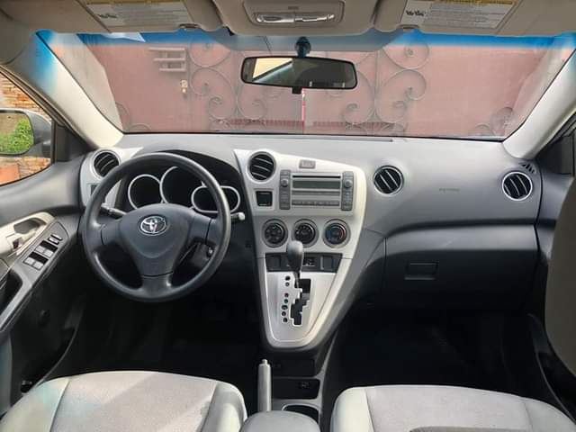 A picture of Toyota Matrix 08063194033