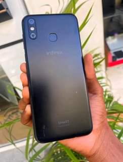 A picture of Nauza infinix smart 4 iko poa nataka 120 nichek inbox