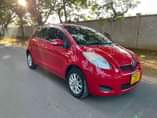 A picture of Toyota Vitz Newmodel gari kali saaana Bei ml 12 8
