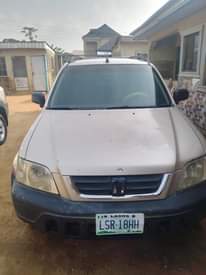 A picture of  first body Honda crv 2000