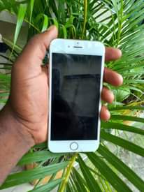 A picture of iPhone 6s gb 64
